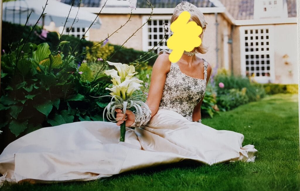 Modernes Brautkleid Vindress Colormix Regular Long V-Ausschnitt Neu (unverändert) Satin Größe 40